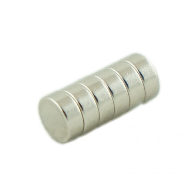 Neodymové magnety 8x2mm (6ks)
